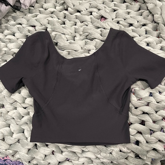 Lululemon Rib Crop Top - Picture 2 of 4